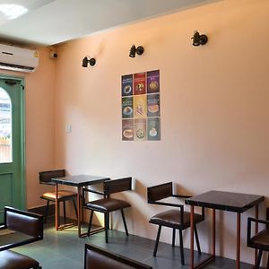 Hideseek Hostel Vientiane Thai Embassy