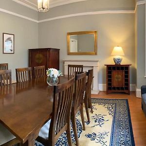Villa With Park Views Close To Liverpool Centre