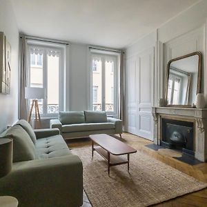 Appartement à 3 Chambres à Coucher