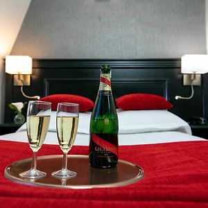 Chambre Standarde Lit Queen-Size