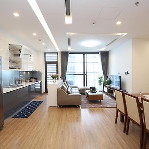 Investland- Vinhomes Metropolis One, Two, Three, Four Bedrooms