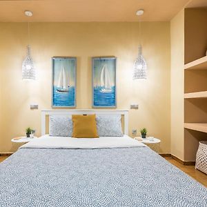 Appartement à 2 Chambres à Coucher