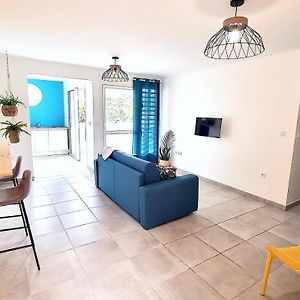 Appartement à 2 Chambres à Coucher