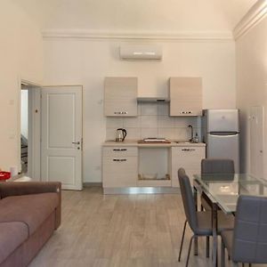 Beautiful Apartment In Quite Area
