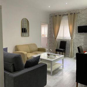 Precioso Y Acogedor Apartamento En Pleno Centro De Granada