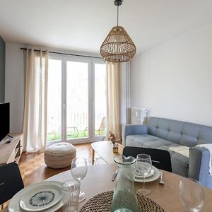 Appartement à 2 Chambres à Coucher