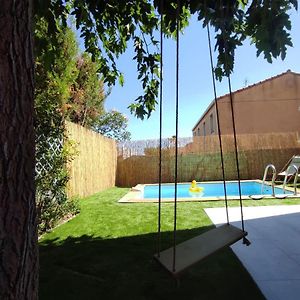 Villa à 3 Chambres à Coucher