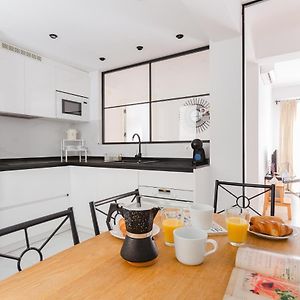 Appartement à 3 Chambres à Coucher