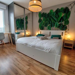 Appartement à 2 Chambres à Coucher
