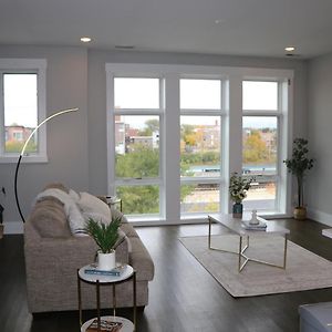Appartement à 2 Chambres à Coucher