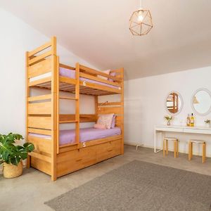 Chambre Juste Pour Femmes Dortoir