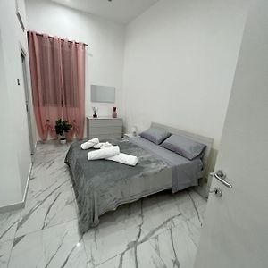 Dg Sweet Home