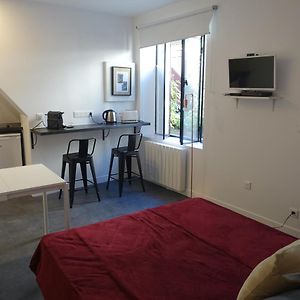 Cite Pilleux - Cozy Apartment In A Private Lane