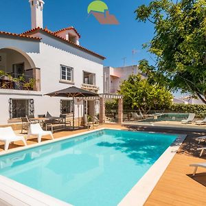 #049 Villa Lemon By Home Holidays