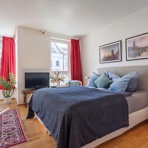 Schoenes Studio In Downtown Mitte Mit Balkon