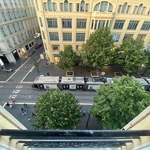 Studio Sur Avenue Jean Medecin A Nice