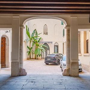 Residenza Corte Carnesali - Italian Homing