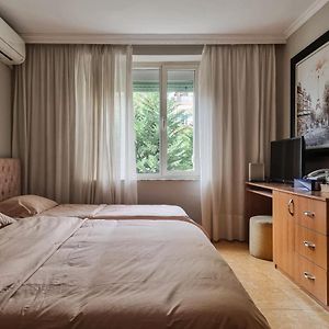 Tirana Center Cozy Apartment