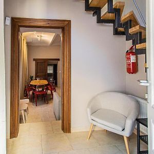 Appartement à 3 Chambres à Coucher