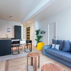 Appartement à 2 Chambres à Coucher