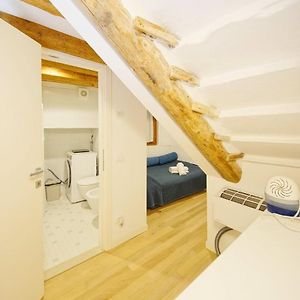 Dolcevita Apartments N 506 Design