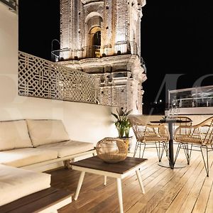 Duplex With Private Rooftop & View On San Juan Church By Rems