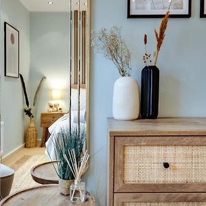 The Rafters - 2 Bedroom Apartment - Central Location - Vibrant Atmosphere