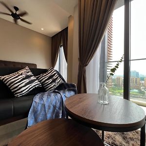 Lucentia Residence Bbcc Lalaport At Kuala Lumpur By Luxe Home