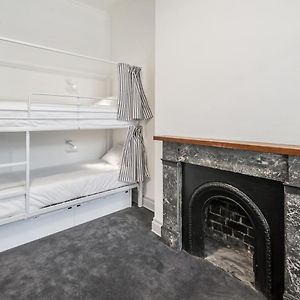 Dormitory Room Mixed