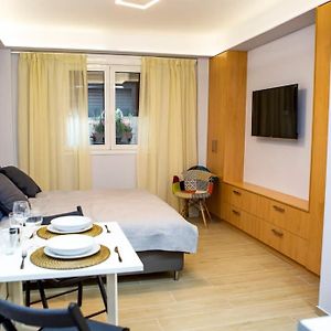 Studio Apartment With All Amenities In Kolonaki