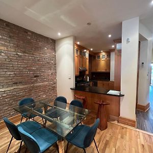 Spacious Downtown Montreal Apartment, 4Br-2Ba,Free Wifi