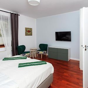 Comfy Apartment Dobra 54