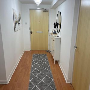 Appartement à 2 Chambres à Coucher