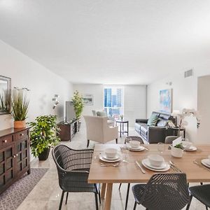 Appartement à 3 Chambres à Coucher