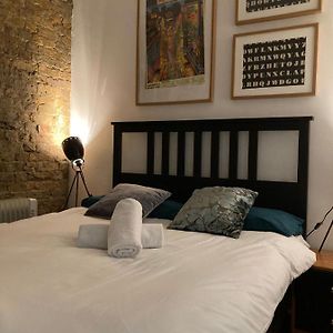 Clerkenwell Apartments By Dc London Rooms