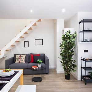 Appartement à 2 Chambres à Coucher