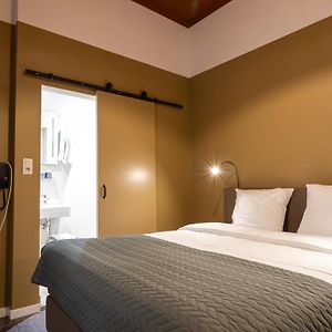 Chambre Confortable Lit King-Size