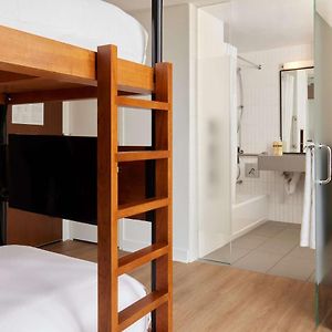 Chambre Accessible aux Personnes à Mobilité Réduite Double