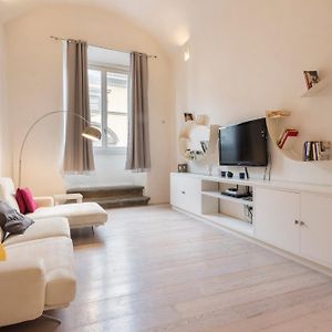 Appartement à 3 Chambres à Coucher