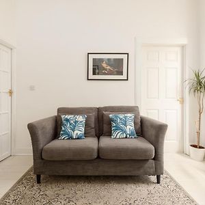 The Tollcross Apartment - Modern & Bright 1Br
