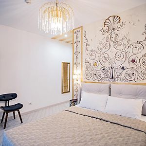 Ludus Rooms