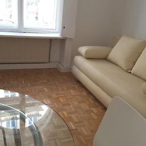 Appartement à 3 Chambres à Coucher