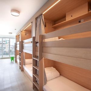 Dormitory Room Mixed