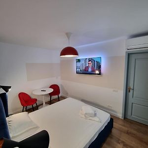 Bucharest Nightlife Apartments