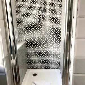 Private Bathroom Single Room