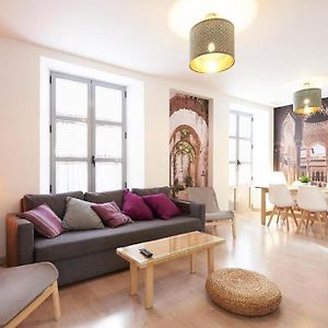 Appartement à 3 Chambres à Coucher