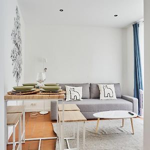 Appartement à 2 Chambres à Coucher