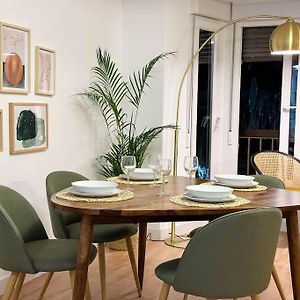 Appartement à 3 Chambres à Coucher
