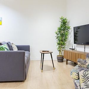 Appartement à 3 Chambres à Coucher
