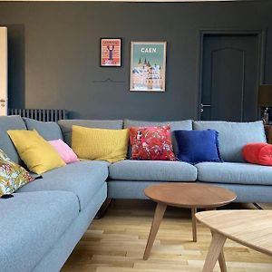 Appartement à 2 Chambres à Coucher